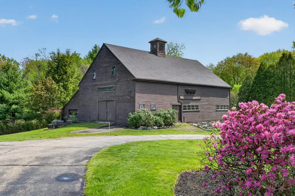 181 Cider Hill Road York ME 03909