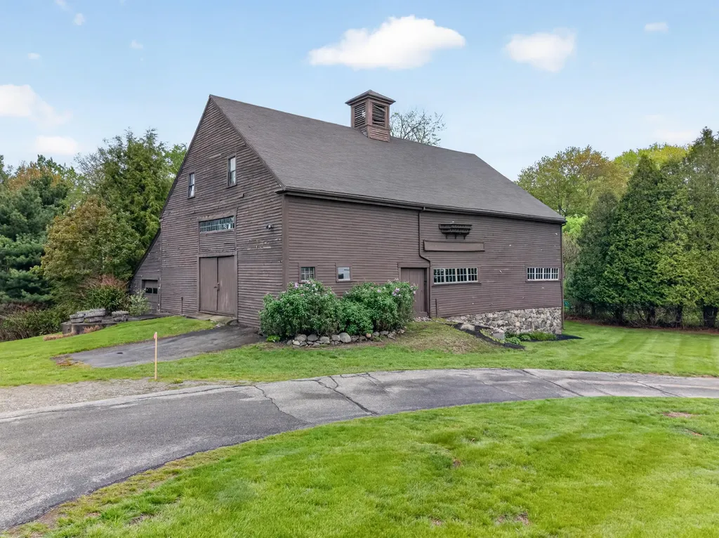 181 Cider Hill Road York ME 03909