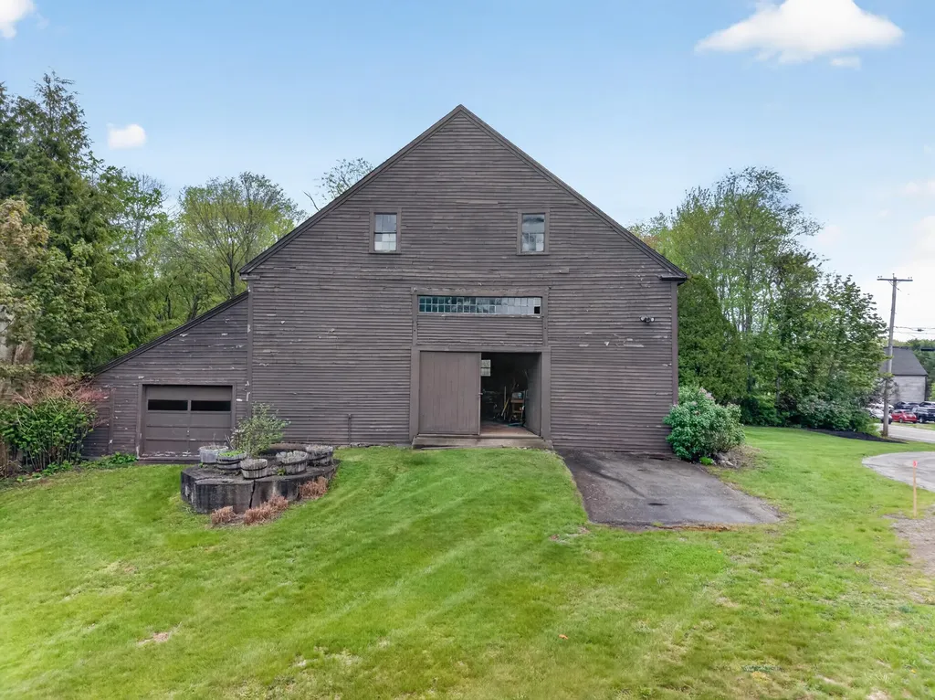 181 Cider Hill Road York ME 03909