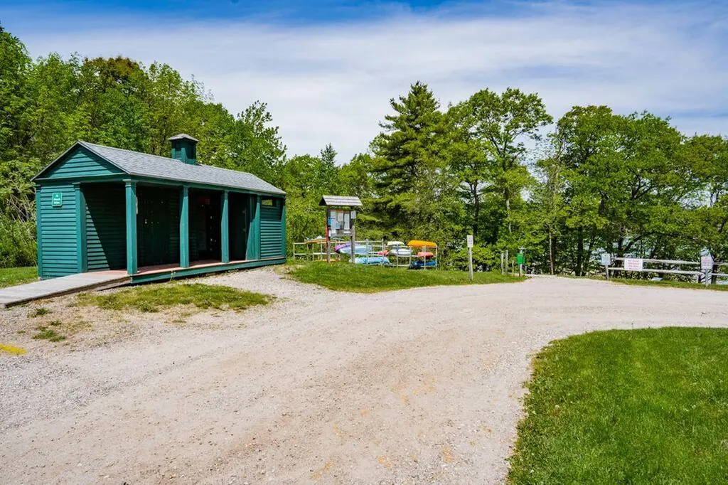 17 Carriage Road Cumberland ME 04110