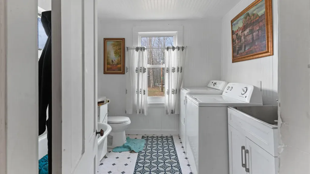 35 Hall Street Anson ME 04958
