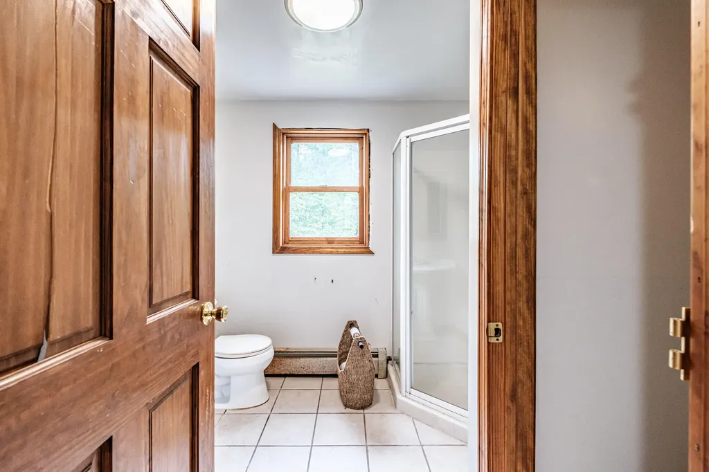 88 Sedgly Road Limington ME 04049