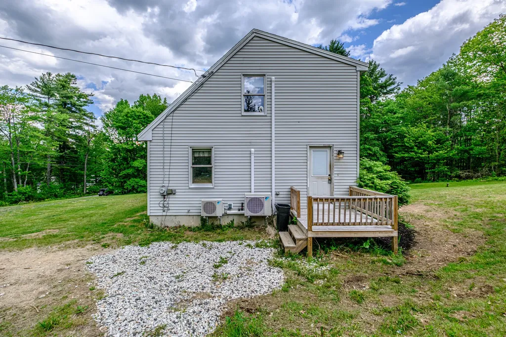 88 Sedgly Road Limington ME 04049