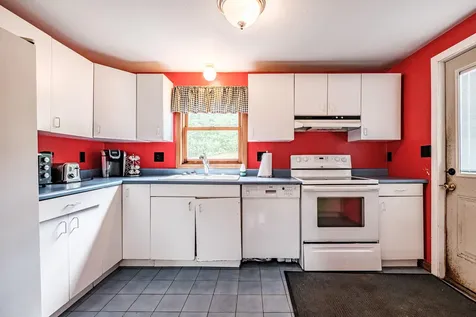 88 Sedgly Road Limington ME 04049