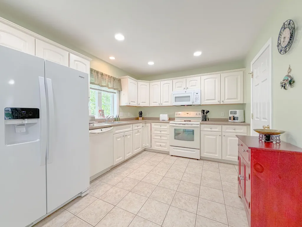 24 Garfield Street Saco ME 04072