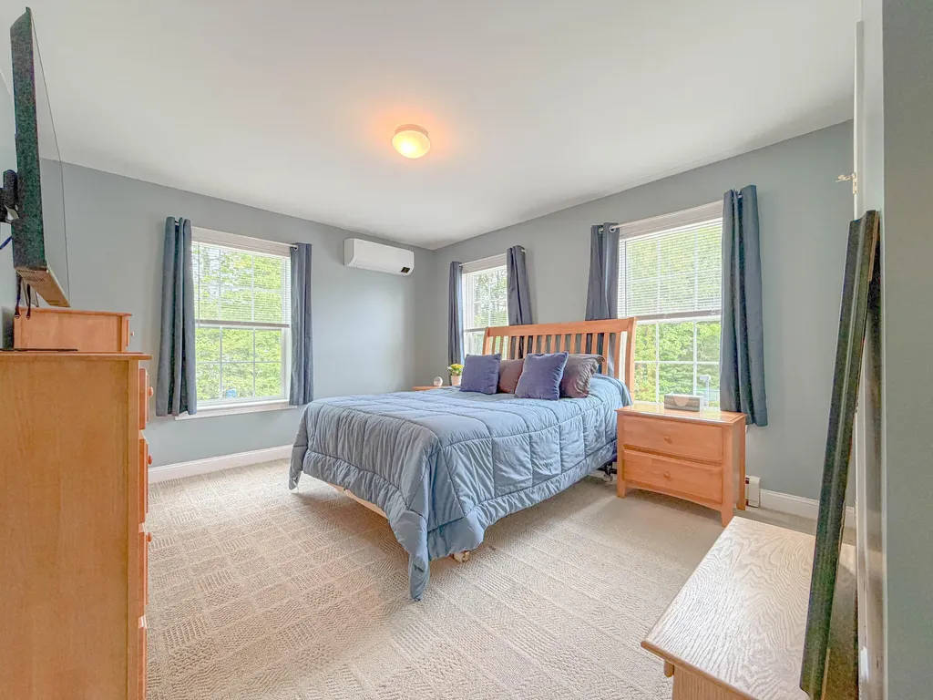 24 Garfield Street Saco ME 04072