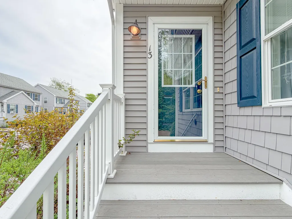 24 Garfield Street Saco ME 04072