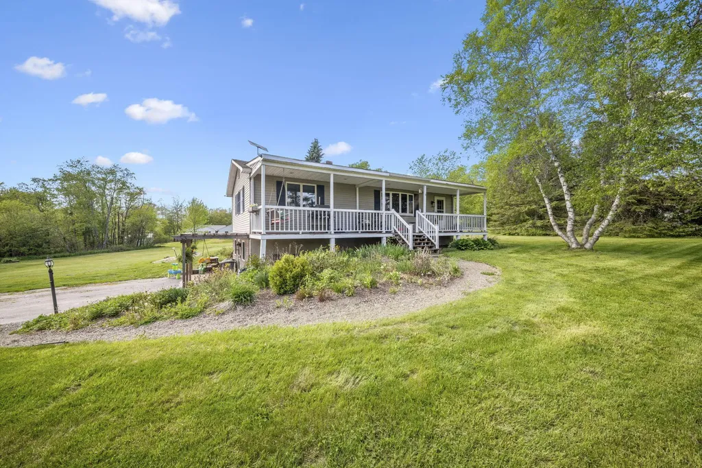 9 Marsh Stream Road Frankfort ME 04438