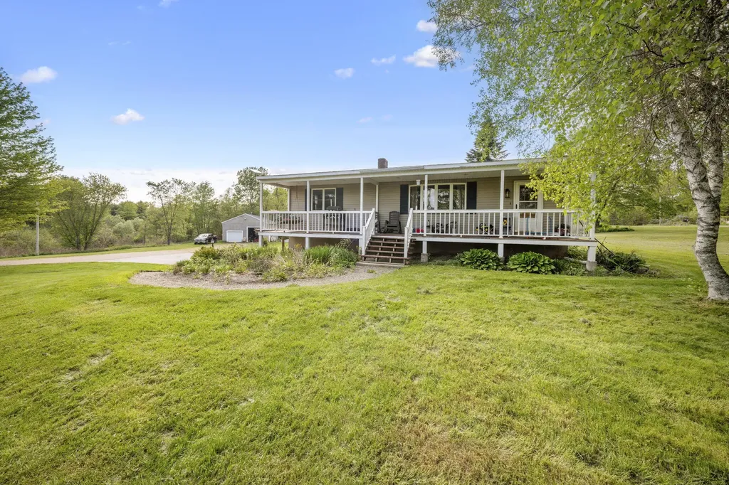 9 Marsh Stream Road Frankfort ME 04438