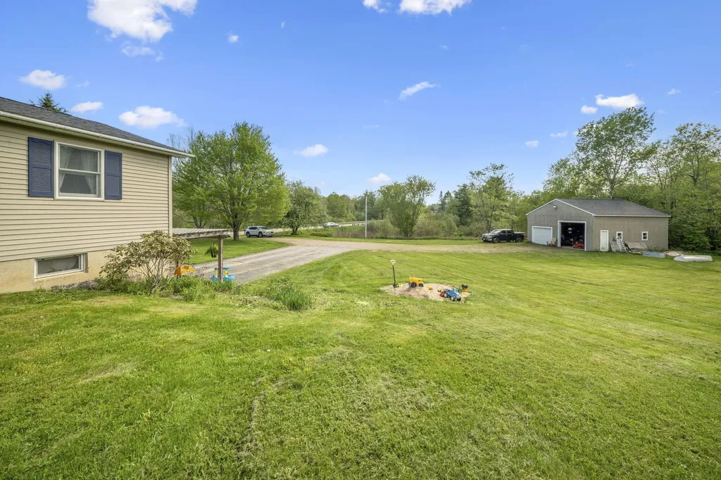 9 Marsh Stream Road Frankfort ME 04438