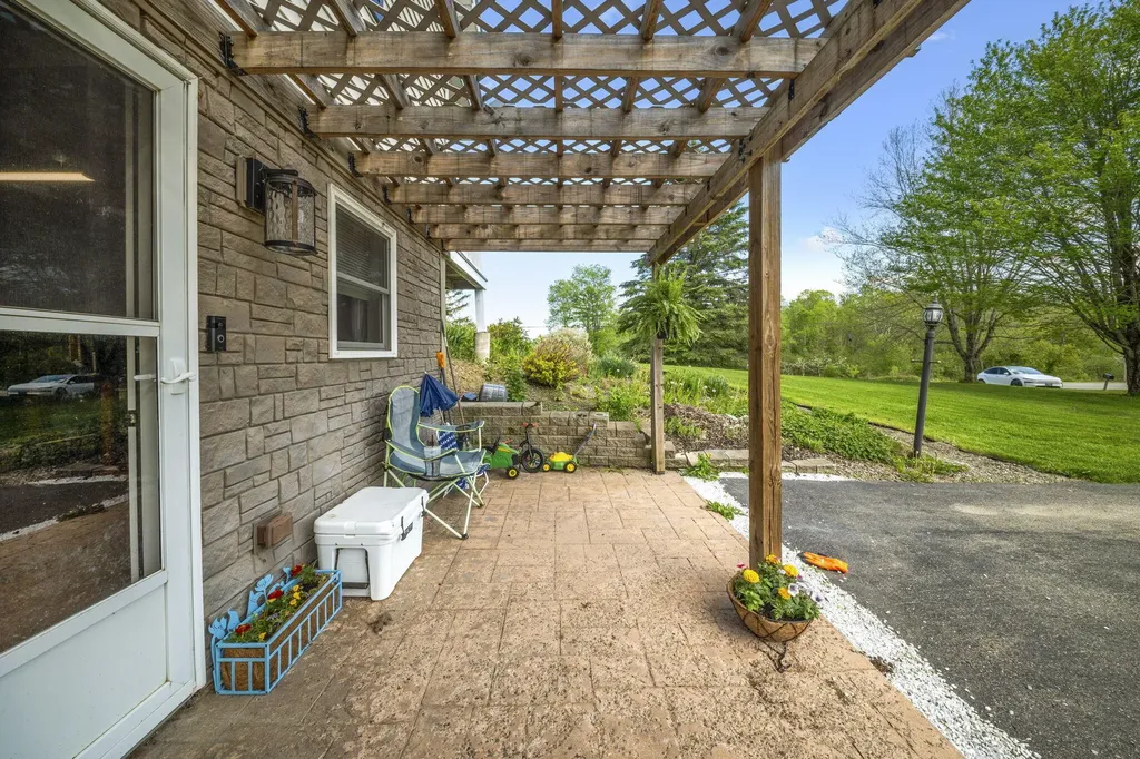 9 Marsh Stream Road Frankfort ME 04438
