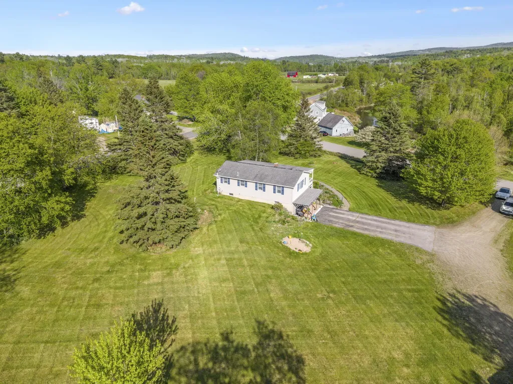 9 Marsh Stream Road Frankfort ME 04438