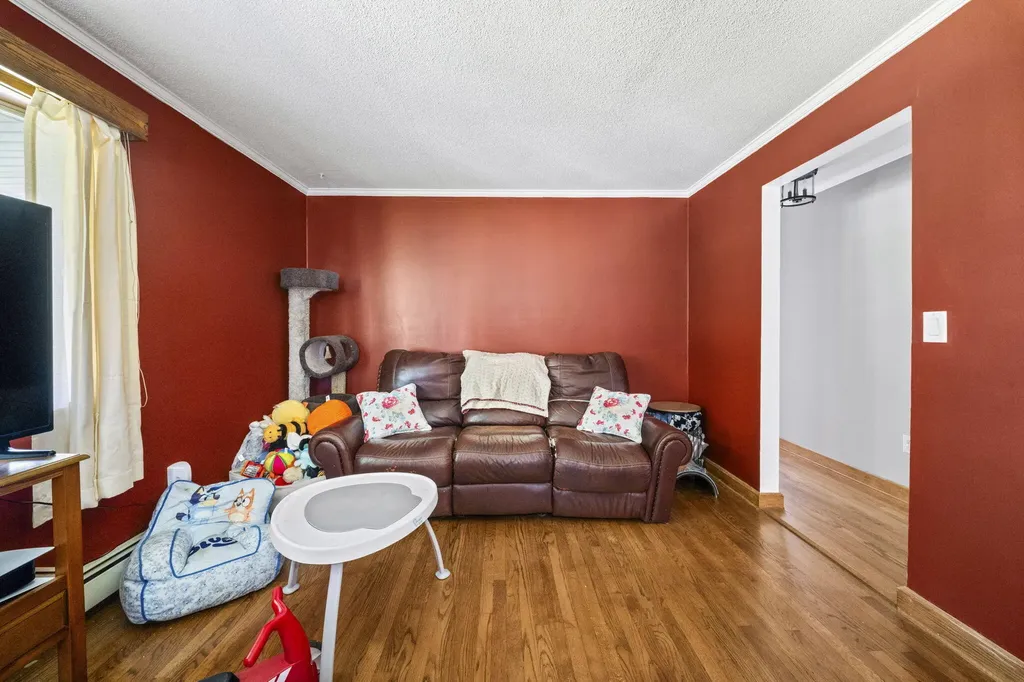 9 Marsh Stream Road Frankfort ME 04438