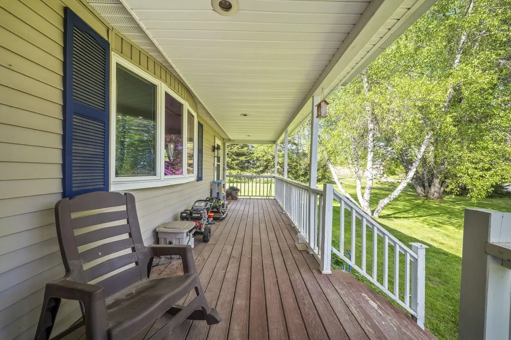9 Marsh Stream Road Frankfort ME 04438