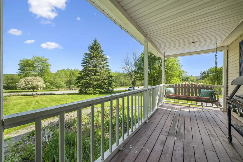 9 Marsh Stream Road Frankfort ME 04438
