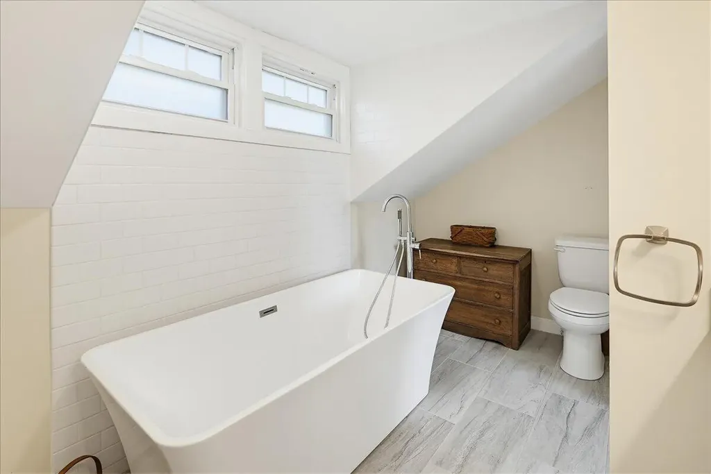 495 Allen Avenue Portland ME 04103