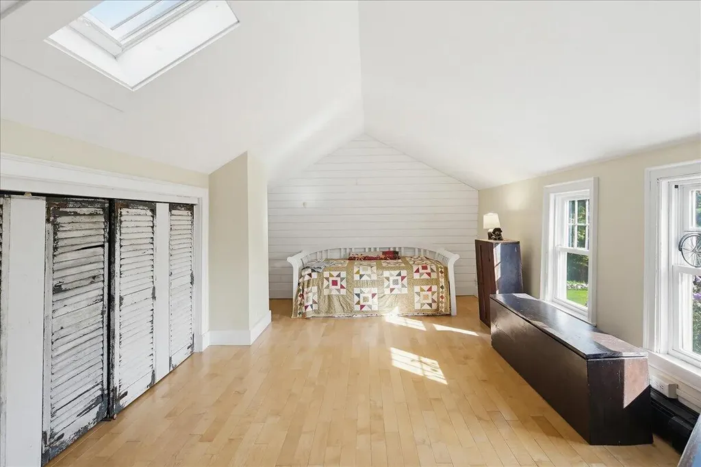 495 Allen Avenue Portland ME 04103