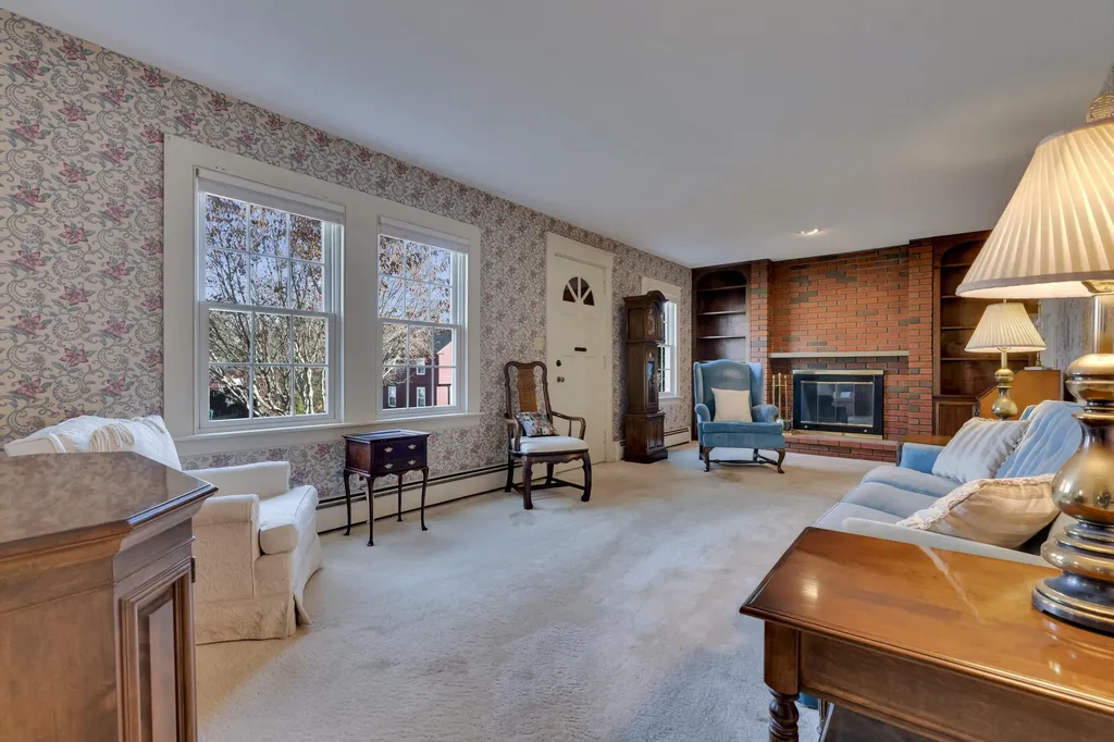 19 Lessard Avenue Biddeford ME 04005