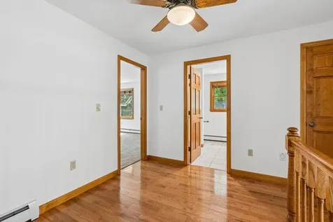 8 Whitney Way Topsham ME 04086