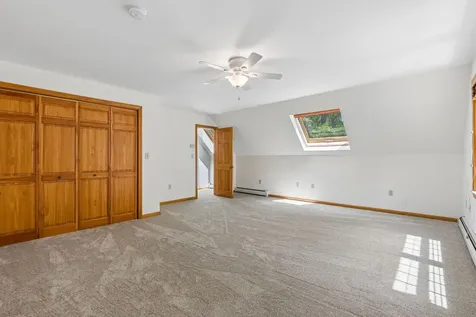 8 Whitney Way Topsham ME 04086