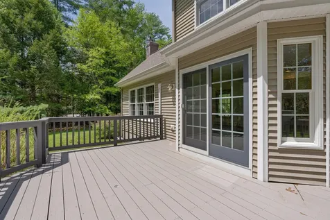 8 Whitney Way Topsham ME 04086