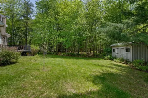 8 Whitney Way Topsham ME 04086