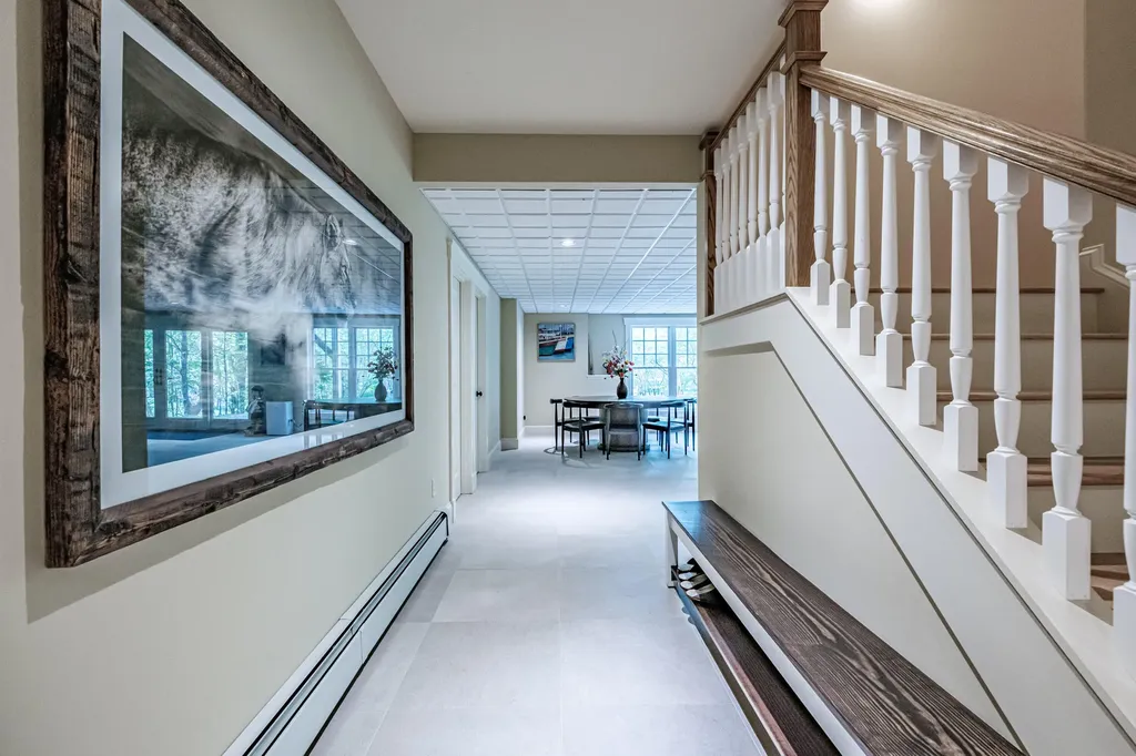 31 Painted Point Road Phippsburg ME 04562