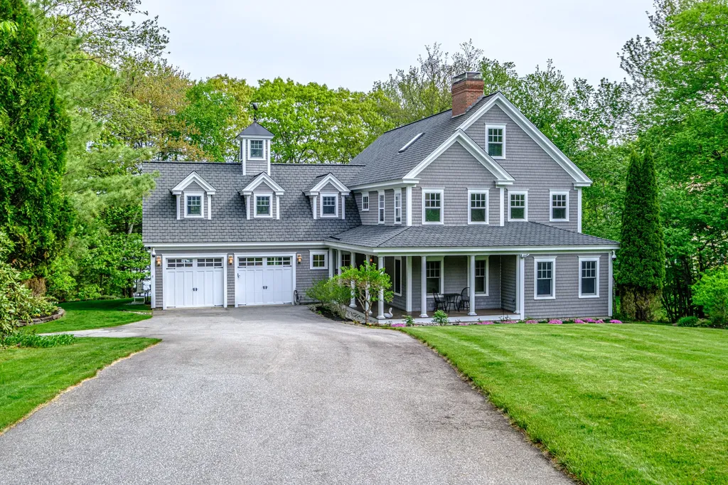 31 Painted Point Road Phippsburg ME 04562