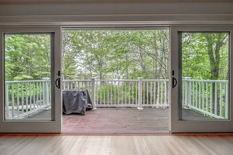 31 Painted Point Road Phippsburg ME 04562