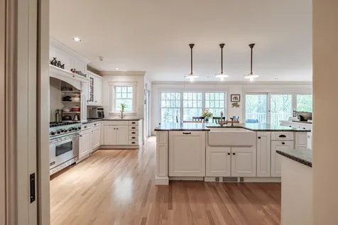 31 Painted Point Road Phippsburg ME 04562