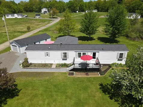 9 Smith Lane Levant ME 04456