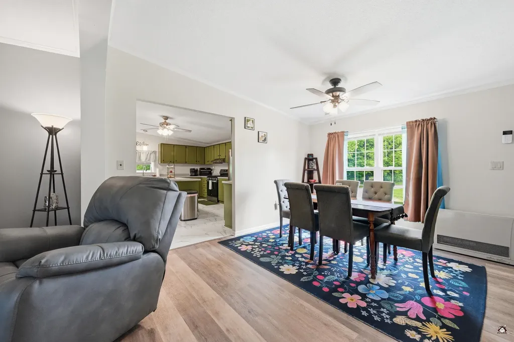 18 Ginger Place Sidney ME 04330