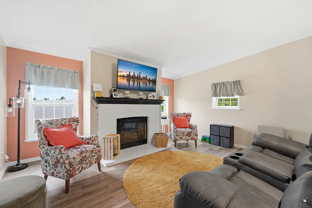 18 Ginger Place Sidney ME 04330
