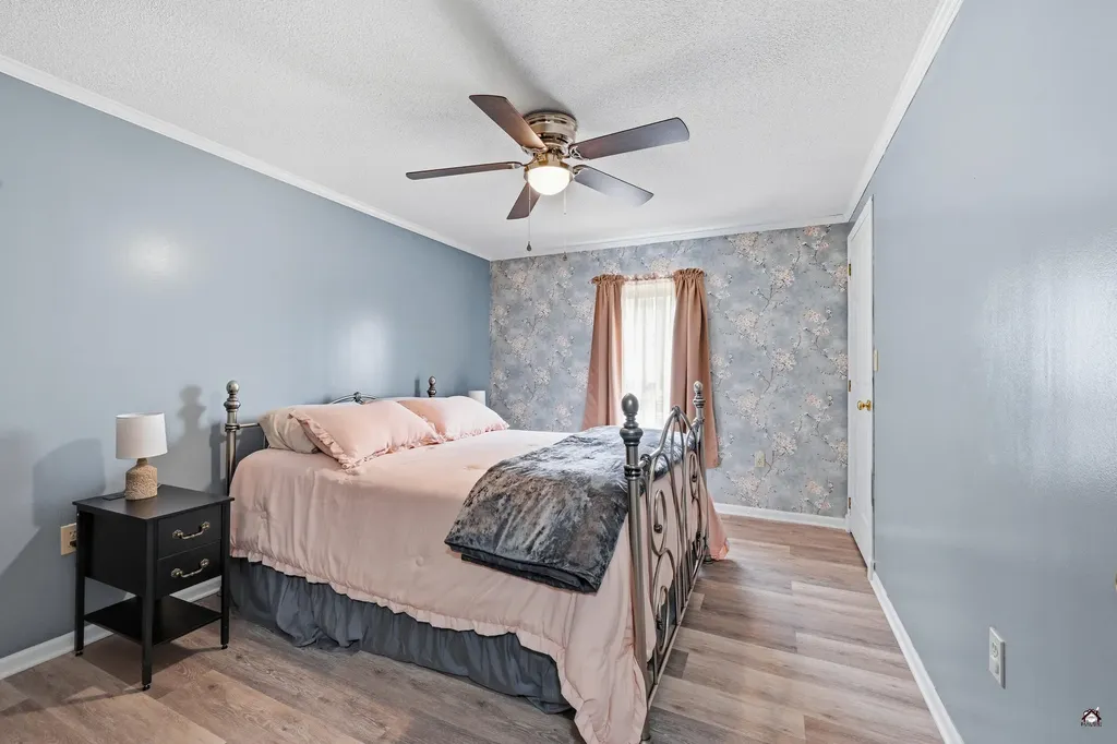 18 Ginger Place Sidney ME 04330