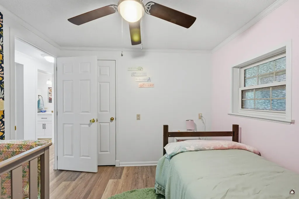 18 Ginger Place Sidney ME 04330