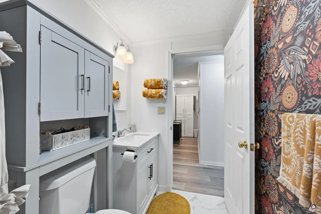 18 Ginger Place Sidney ME 04330