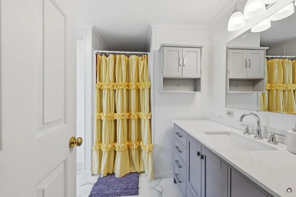 18 Ginger Place Sidney ME 04330