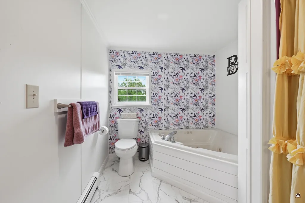 18 Ginger Place Sidney ME 04330