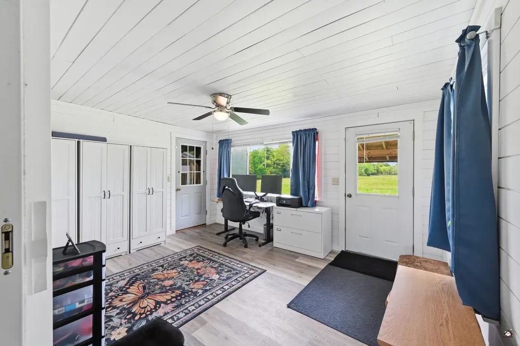 18 Ginger Place Sidney ME 04330