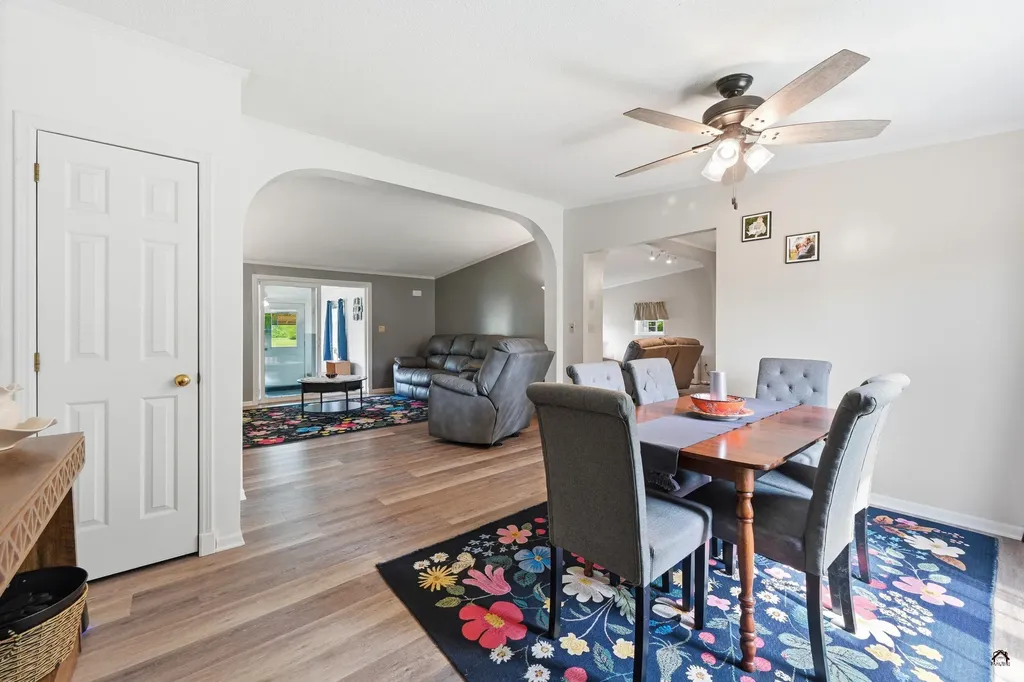 18 Ginger Place Sidney ME 04330