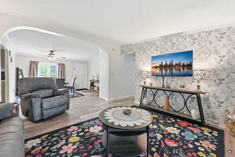 18 Ginger Place Sidney ME 04330