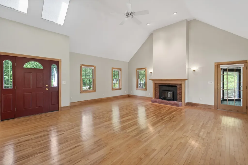 12 Touchstone Drive Kennebunkport ME 04046