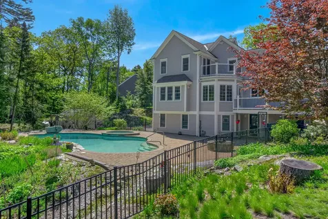 12 Touchstone Drive Kennebunkport ME 04046