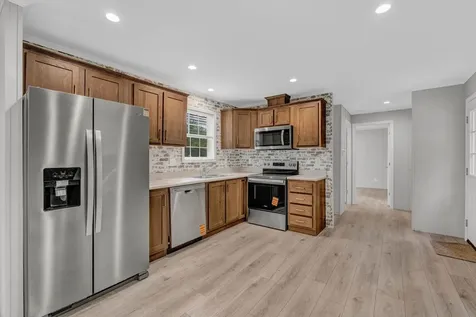 300 South Road Winthrop ME 04364