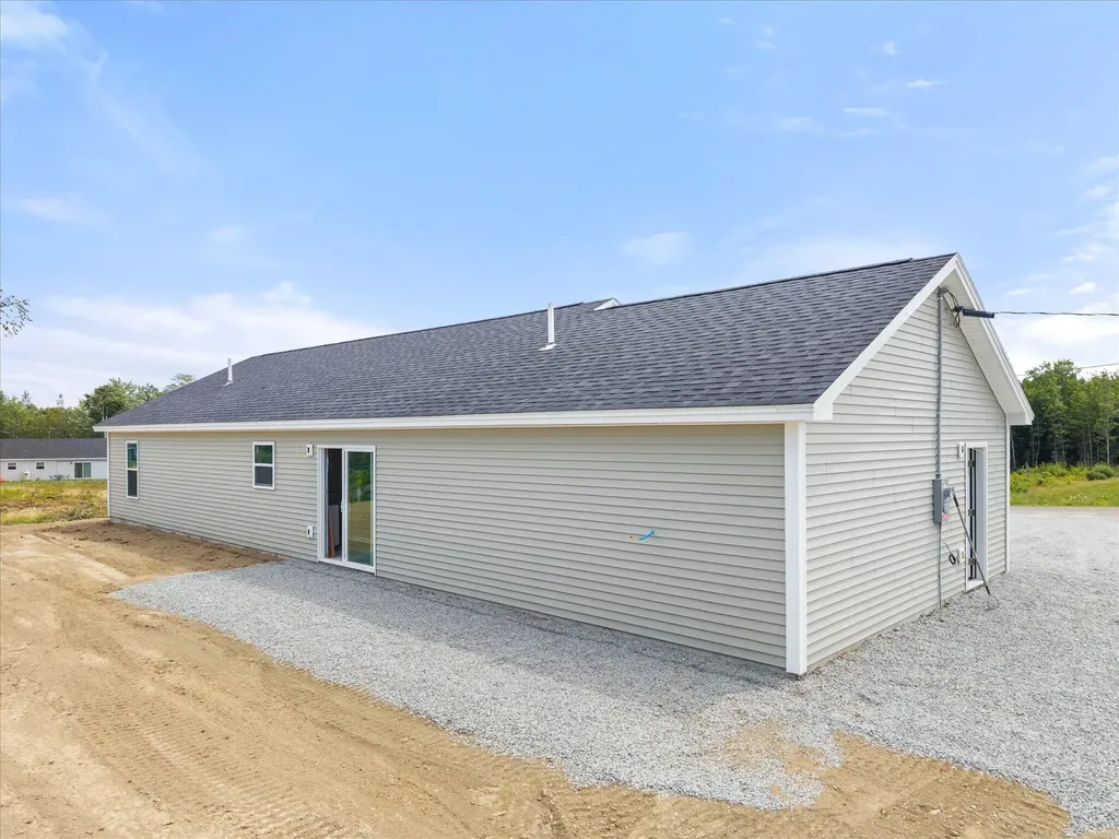 9 Blue Sky Drive Levant ME 04456