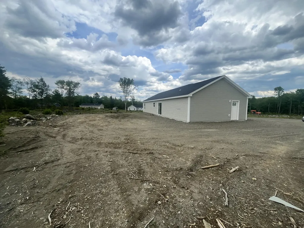 9 Blue Sky Drive Levant ME 04456