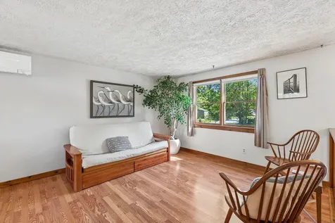 12 Wood Avenue Topsham ME 04086