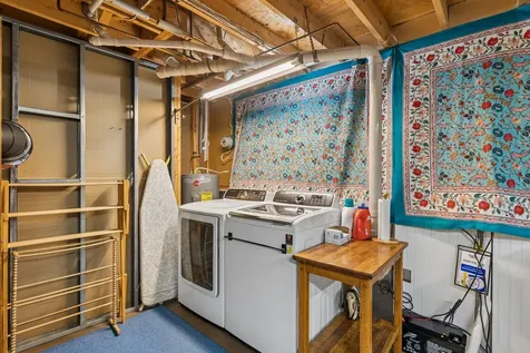 12 Wood Avenue Topsham ME 04086