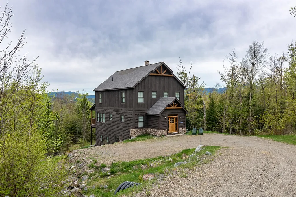 6005 Sandy River Circle Carrabassett Valley ME 04947