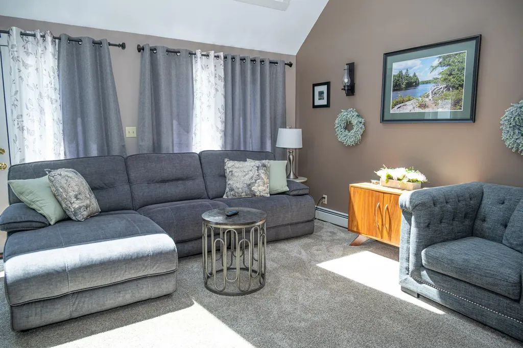 56 Yarmouth Road Gray ME 04039